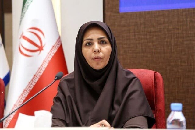 مدیرکل امور زنان استانداری خراسان: سقف‌های شیشه‌ای مانع دیدن شدن توانمندی‌های زنان شده است