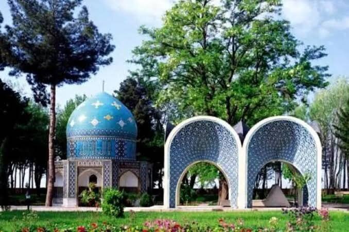 یک استاد دانشگاه: اشعار عطار از ژرف‌ترین و پیچیده‌ترین متون عرفانی ادبیات فارسی است
