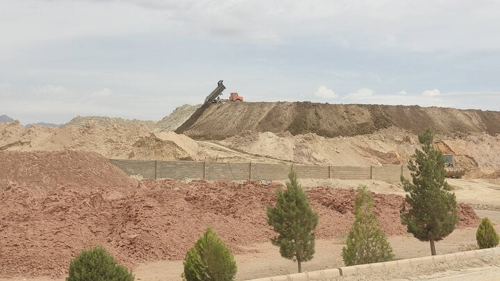 یک صادر کننده خاک کائولن: اگر حمایت‌ باشد، در بحبوحه جنگ هم چرخ تولید می‌چرخد