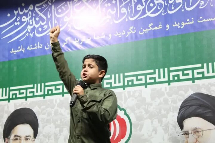 برگزاری فینال رویداد حماسهخوانان ایران-«رجزخوانشو» در مشهد