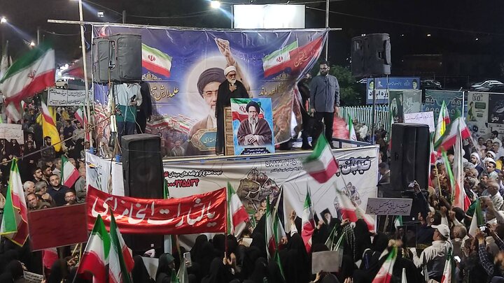 تولیت آستان قدس رضوی: شکست آمریکا ناشی از عدم شناخت دقیق از قدرت ایران است
