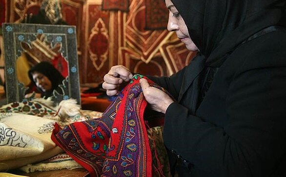 نغمه‌ سوختن سوزن‌ها؛ روایتی از مرگ پته‌دوزی در خراسان