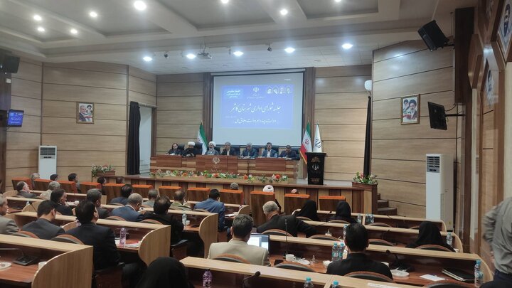 شناسایی ۲۹۳ پروژه کلیدی برای تحول اقتصادی و عمرانی کاشمر
