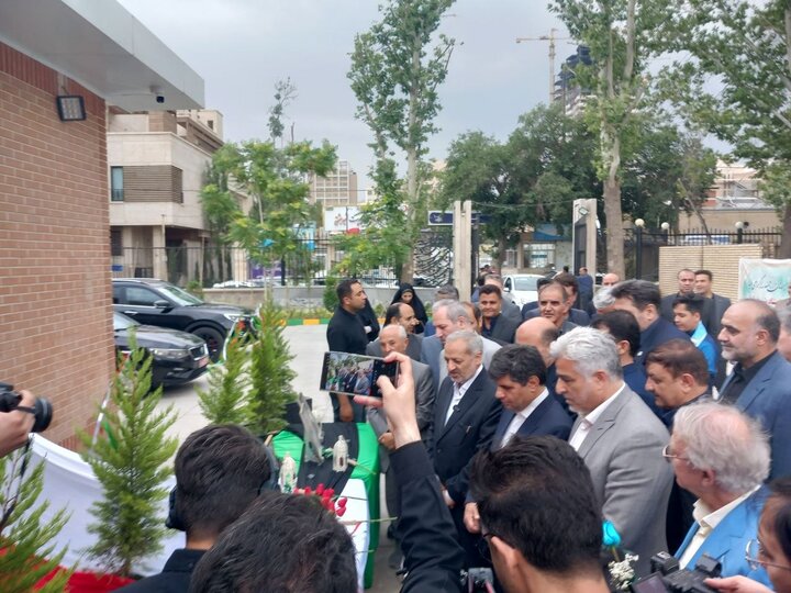 افتتاح مجموعه آبی شهید رئیسی در مشهد با حضور وزیر آموزش و پرورش