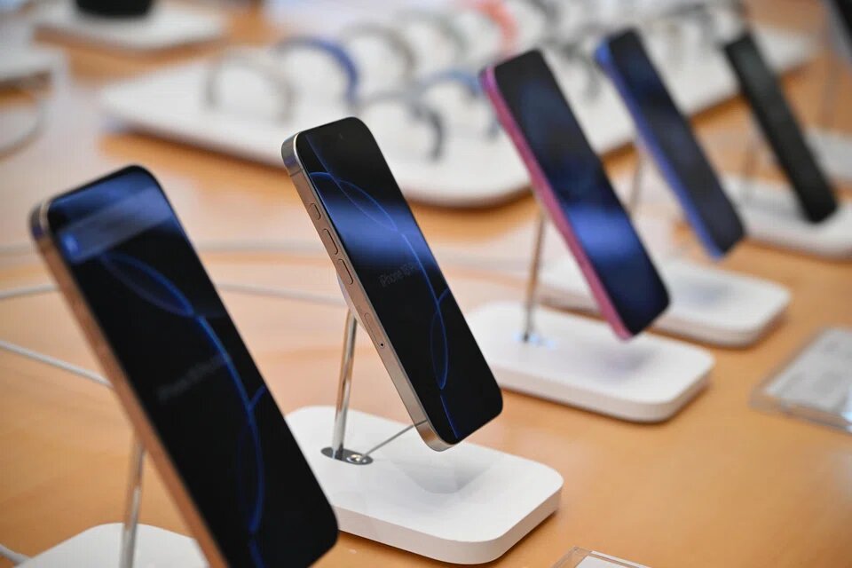 Chip Price Increase Reduces Smartphone Sales in China