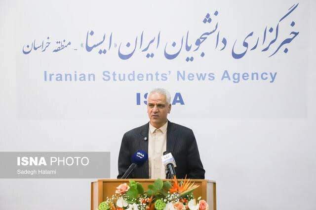 دانشگاه‌ها در عصر حاضر باید فراتر از حصارهای آموزشی عمل کنند