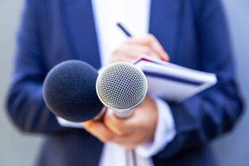هوش مصنوعی و اینفلوئنسرها؛ تهدیدهای بزرگ صنعت خبر