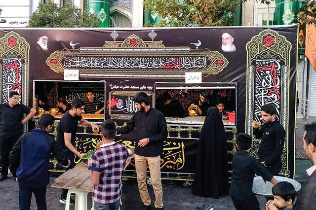 خدمت‌رسانی اوقاف به زائران دهه پایانی صفر با ۵۳ ایستگاه در محورهای منتهی به مشهد