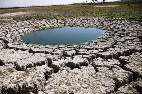 تراژدی آب در شرق؛ تبدیل ذخایر شیرین به دریاچه‌های نمکی زیرزمینی