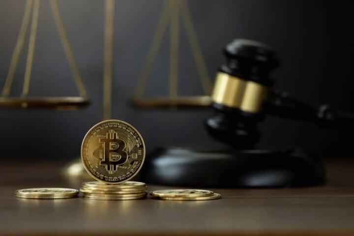 بیت‌کوین با شکست قانون شفافیت سقوط کرد
