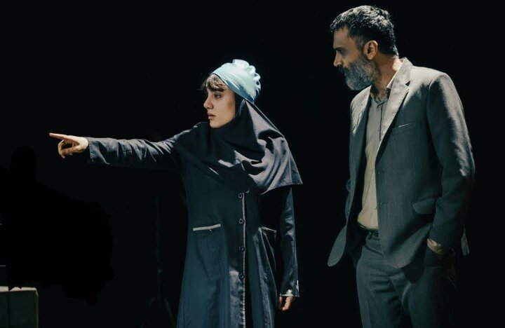 «کلسیم»؛ روایتی از تنهایی و فقدان در جهان مینیمال تئاتر
