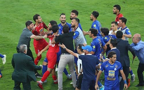فحاشی در فوتبال؛ زخمی که با جریمه درمان نمی‌شود