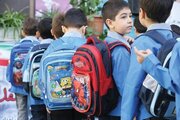 کوله‌پشتی‌هایی که منجر به انحراف ستون فقرات دانش‌آموزان می‌شوند