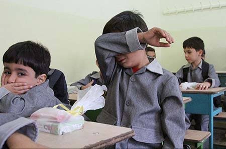 یک روانشناس کودک: بی‌میلی کودک به مدرسه را عادی و شوخی تلقی نکنید