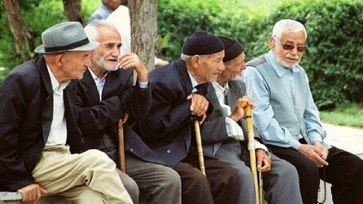 ۹ مهر روز جهانی سالمند/ سقوط آزاد نرخ باروری و پایان عصر جوانی در خراسان