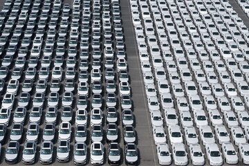 موافقت چین با کاهش صادرات خودروهای هیبریدی به اروپا