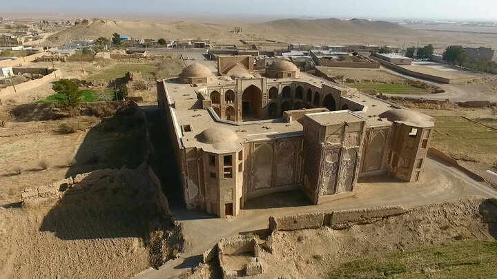 خواف پس از مشهد از نظر برخورداری از آثار تاریخی جایگاه مهمی دارد