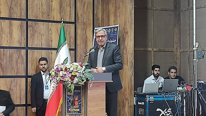 هنرمندان دارای معلولیت نباید پشت درهای بسته فرصت‌های هنری بمانند