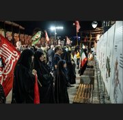 روایت جنگ با زبان کاریکاتور در میدان‌های مشهد