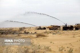 مالچ‌پاشی در خارج از مناطق حفاظت‌شده خوزستان انجام می‌شود