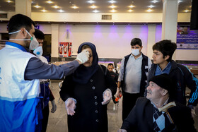 کنترل مسافران و ضدعفونی ایستگاه راه‌آهن اهواز