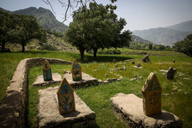 قبرستان روستای شیمن در شهرستان ایذه