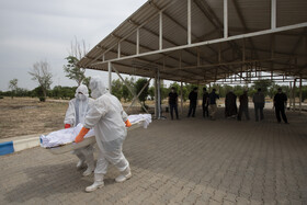 دفن قربانیان کرونا در آرامستان باغ فردوس اهواز