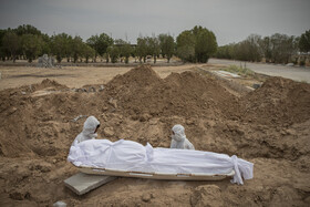 دفن قربانیان کرونا در آرامستان باغ فردوس اهواز