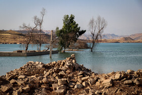 زیر آب رفتن روستاهای پرنوشته و تلخاب بعد از آبگیری سد گتوند