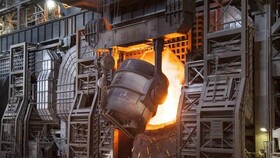 علت توقف تولید در شرکت فولاد شادگان چیست؟