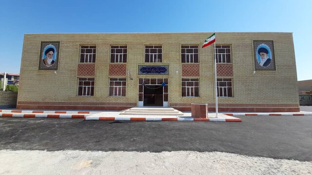 افتتاح دبستان هشت کلاسه در ماهشهر