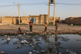طبق گفته سازمان آب و برق خوزستان: ۱۸ منطقه کمبرخوردار در اهواز وجود دارد که حدود ۶۰۰ میلیارد تومان برای اجرای شبکه فاضلاب در این مناطق نیاز است.