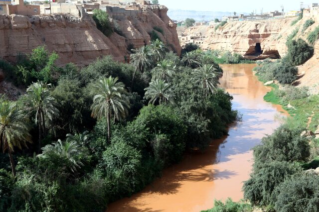 لایروبی نهر تاریخی گَرگَر شوشتر در مسیر اجرا قرار گرفت