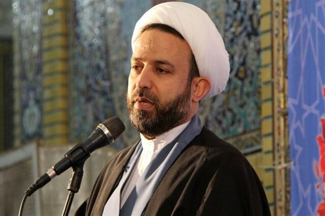 امروز بیشتر از هر زمانی به توسل به حضرت سیدالشهدا(ع) نیاز داریم