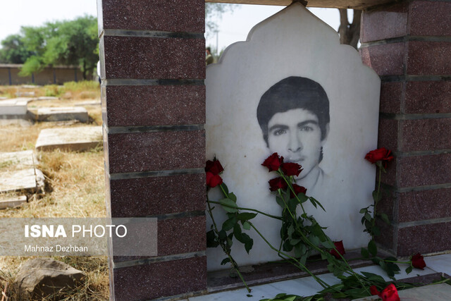 گلزار شهدای خوزستان غبارروبی شد