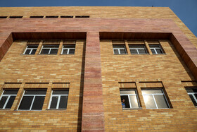 در حاشیه بازدید رئیس بنیاد مستضعفان از ساختمان جدید بیمارستان طالقانی آبادان 