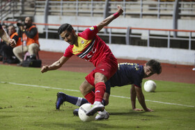 دیدار تیم های فولاد خوزستان و نساجی مازندران