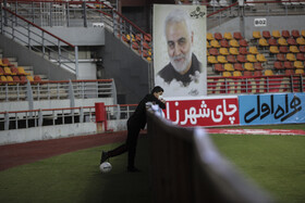 دیدار تیم های فولاد خوزستان و نساجی مازندران