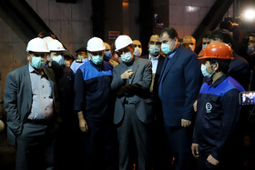 بازدید رئیس بنیاد مستضعفان از کارخانه کارخانه دوده فام دزفول