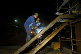 بازدید رئیس بنیاد مستضعفان از کارخانه کارخانه دوده فام دزفول