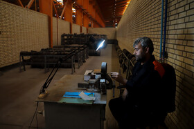 بازدید رئیس بنیاد مستضعفان از کارخانه آلومینیوم کاوه خوزستان