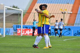 هفته دهم لیگ برتر فوتبال، صنعت نفت آبادان و نفت مسجدسلیمان