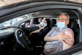 واکسیناسیون خودرویی افراد بالای ۷۰ سال در اهواز