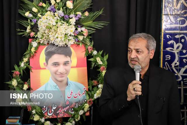 سفر سرپرست وزارت آموزش و پرورش به ایذه و حضور بر مزار شهید "علی لندی"