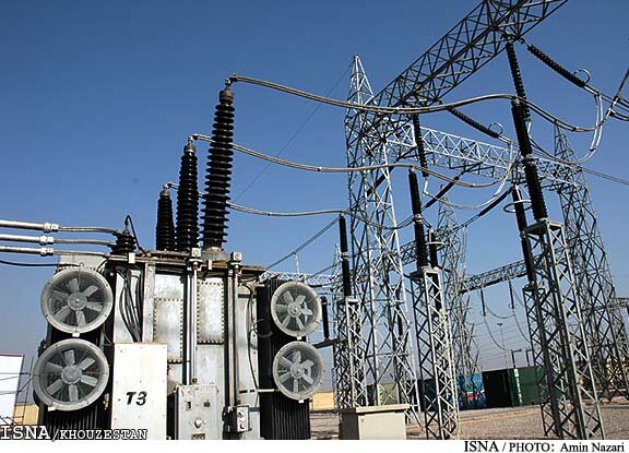 اجرای طرح افزایش ظرفیت پست‌های برق کازرون و لارستان