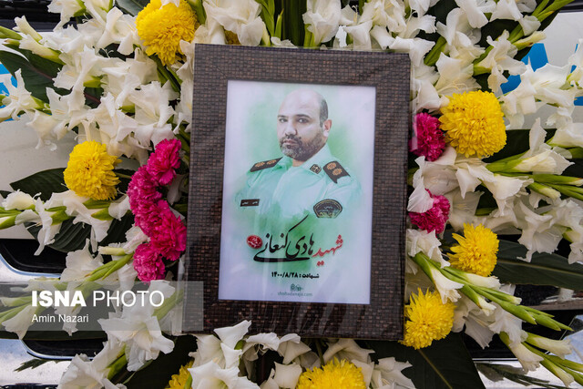 پیکر شهید "هادی کنعانی" در اهواز تشییع و خاکسپاری شد پیکر شهید "هادی کنعانی" در اهواز تشییع و خاکسپاری شد