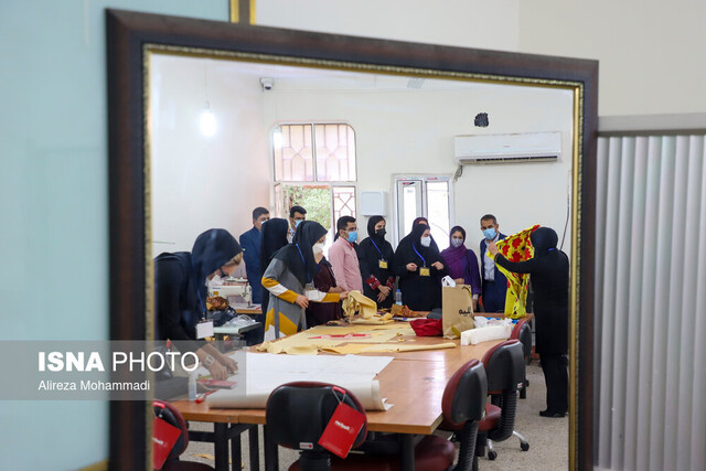 جشنواره دانشجویی مد و لباس پرند در حال برگزاری است