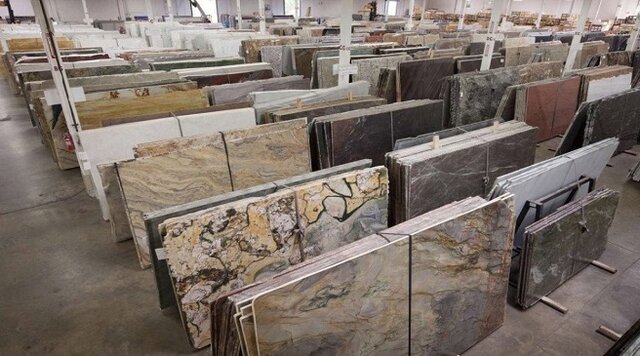 بارگیری اولین محموله صادراتی مصالح ساختمانی در بندر شادگان