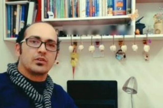 شاعری صاحب سبک یا مترجمی جنجالی؟