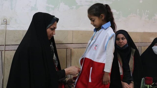 پیوستن دختر شجاع خوزستانی به جمع فرشتگان نجات هلالاحمر